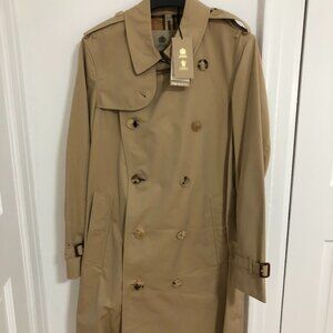 NWT Burberry Men Chelsea Mid Length Trench Coat Size 48 Honey